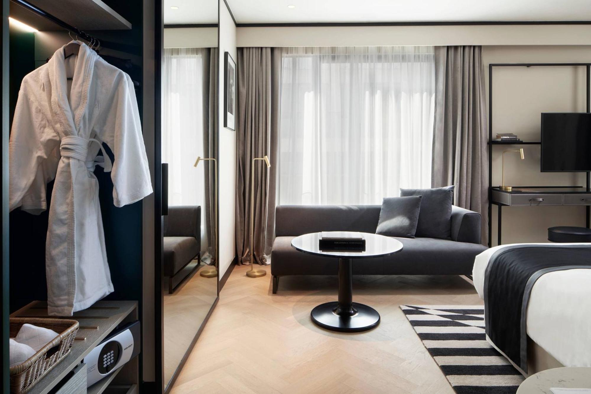 Academias Hotel, Autograph Collection Athens Ngoại thất bức ảnh